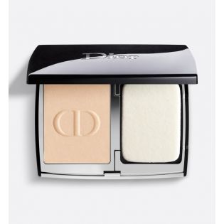 Dior Forever dabīgais samts