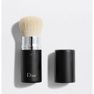 Dior aizkulišu Kabuki ota 17