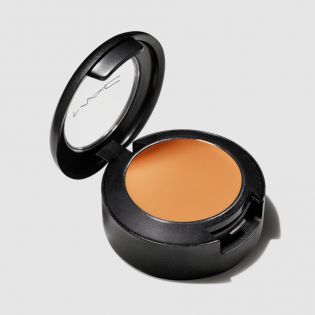 Studio Finish SPF 35 korektors