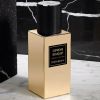 Izsmalcināti izšuvumi – Le Vestiaire des Parfums