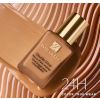 Double Wear Stay-in-Place Foundation atsauksmes