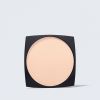 Double Wear Stay-in-Place Matte Powder Foundation uzpilde